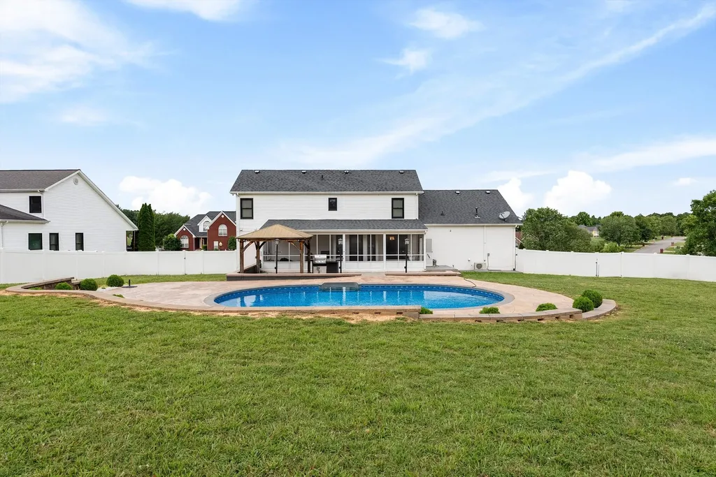 1033 Kacie Drive Pleasant View TN 37146