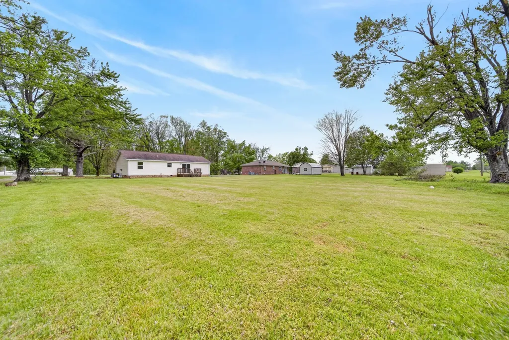 1440 Old Highway 52 Lafayette TN 37083