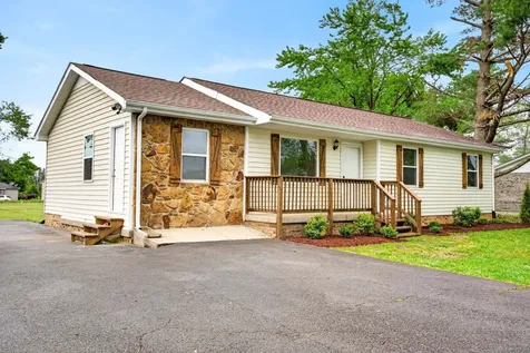 1440 Old Highway 52 Lafayette TN 37083