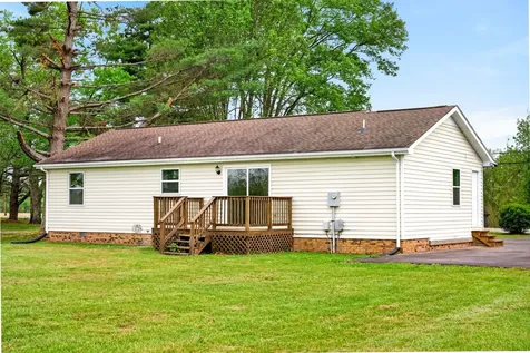 1440 Old Highway 52 Lafayette TN 37083