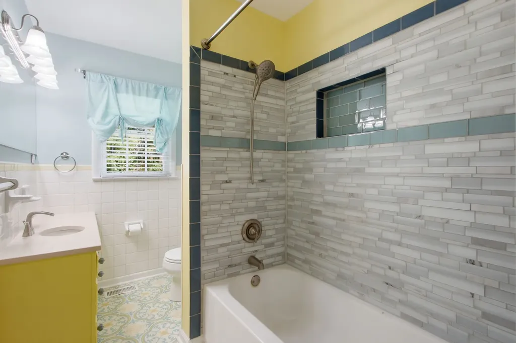 1919 Lynnwood Drive Columbia TN 38401