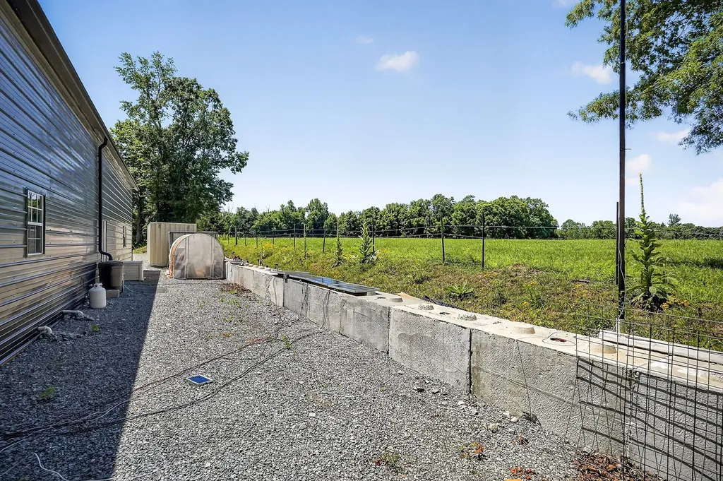 359 Allen Sells Lane Alpine TN 38543