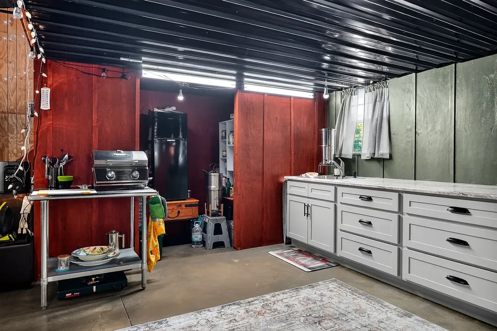 359 Allen Sells Lane Alpine TN 38543