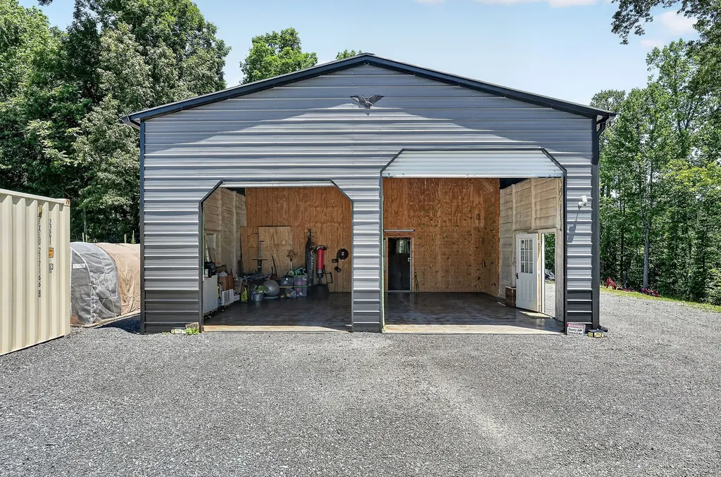 359 Allen Sells Lane Alpine TN 38543