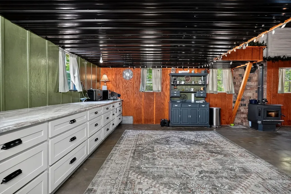 359 Allen Sells Lane Alpine TN 38543