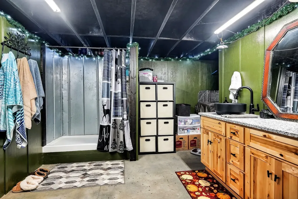 359 Allen Sells Lane Alpine TN 38543
