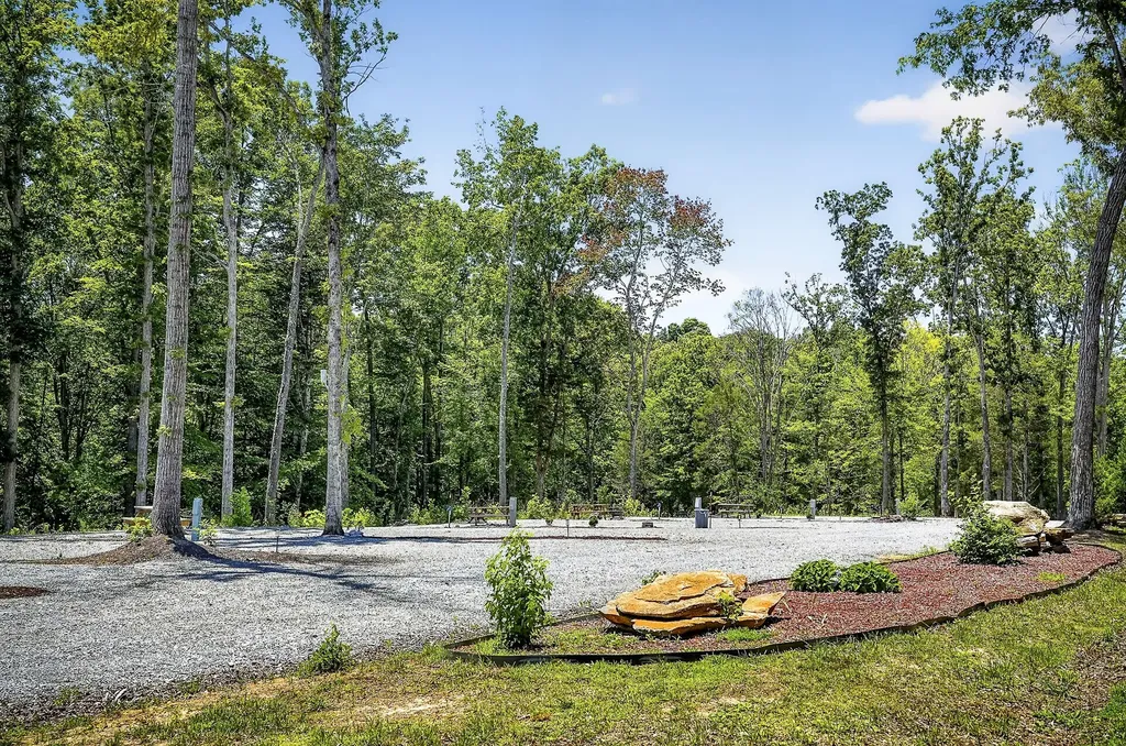 359 Allen Sells Lane Alpine TN 38543