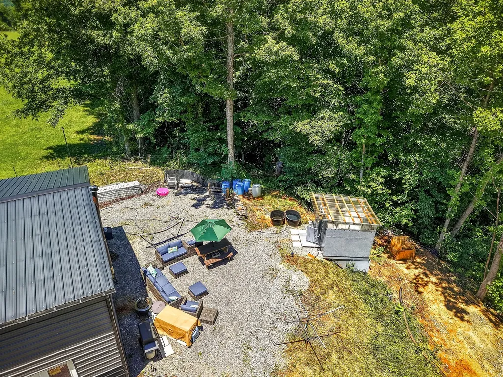 359 Allen Sells Lane Alpine TN 38543