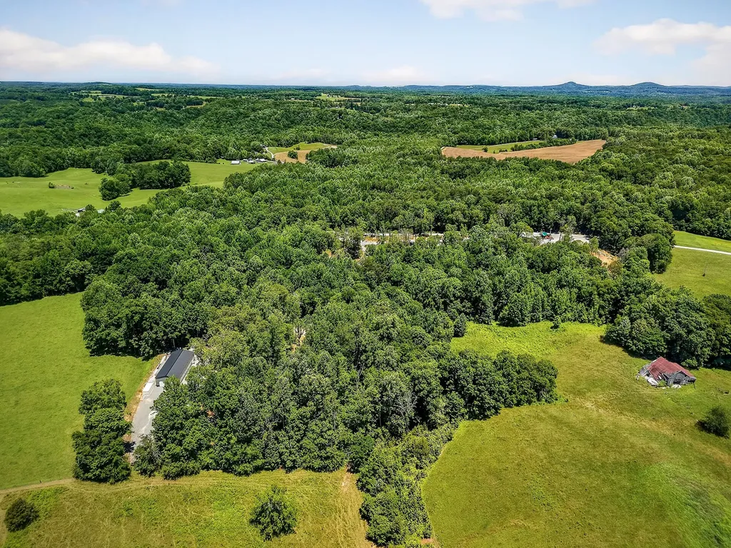 359 Allen Sells Lane Alpine TN 38543