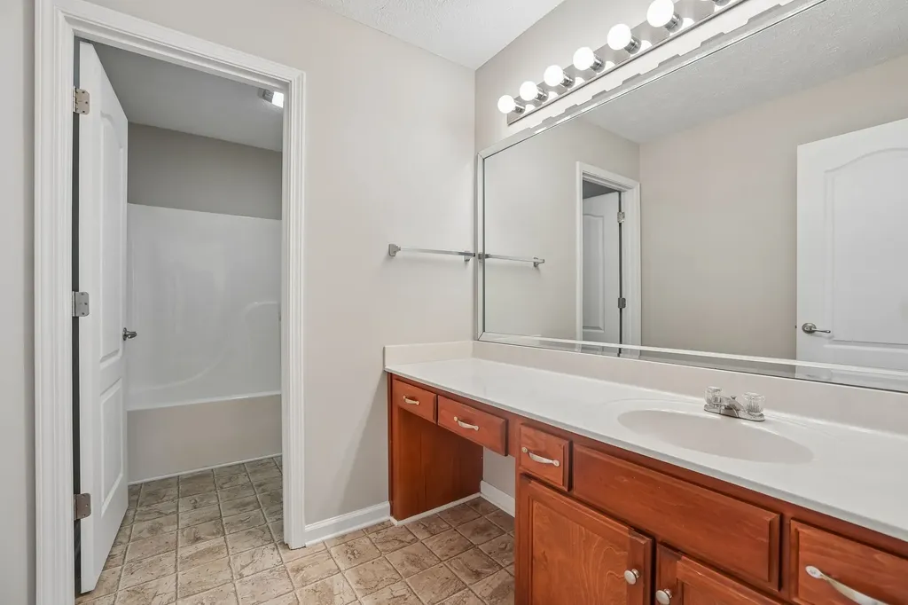 284 Meigs Drive Murfreesboro TN 37128