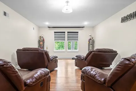 514 Doy Road, E White Bluff TN 37187