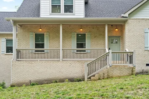 514 Doy Road, E White Bluff TN 37187