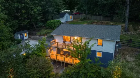 8831 E Ridge Road Soddy Daisy TN 37379