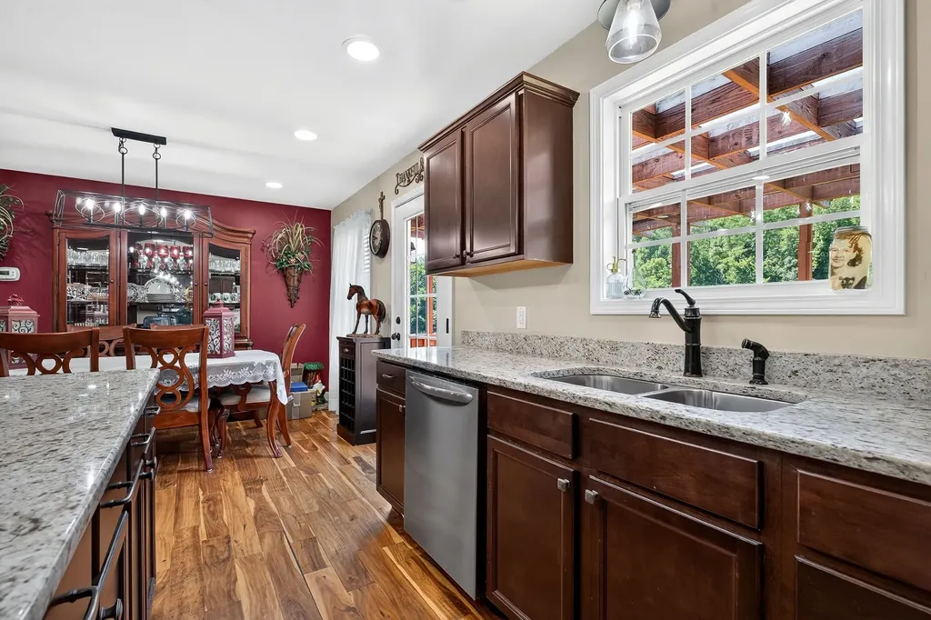 3546 Bear Creek Lane Cookeville TN 38506