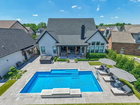 1018 Julian Way Murfreesboro TN 37128