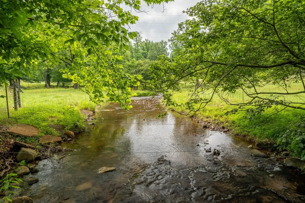8315 Suckstem Branch Road Lawrenceburg TN 38464