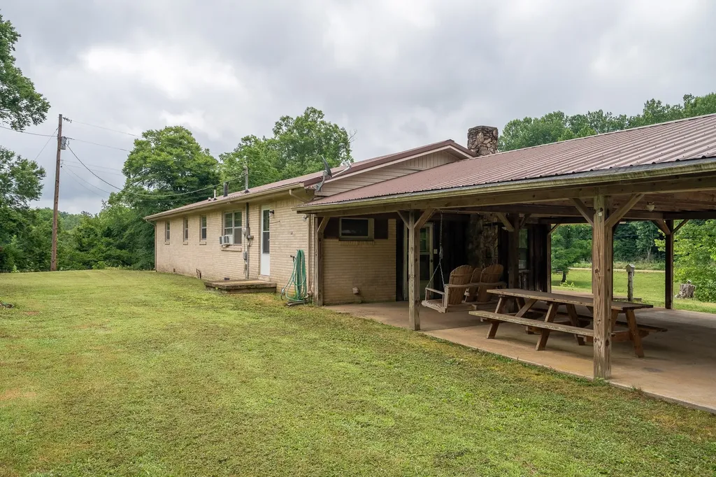 8315 Suckstem Branch Road Lawrenceburg TN 38464