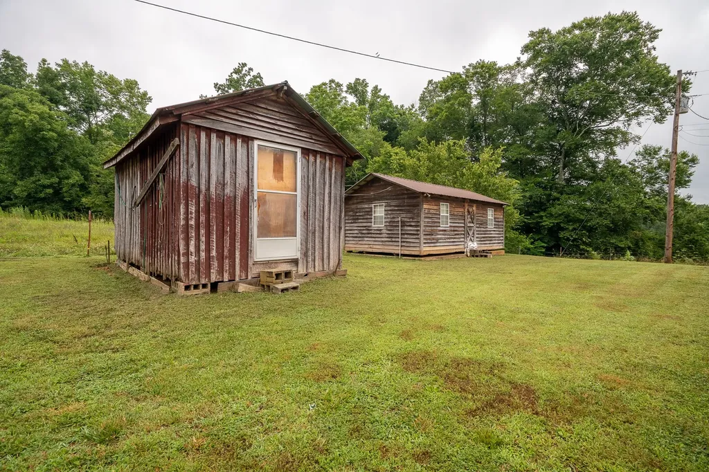 8315 Suckstem Branch Road Lawrenceburg TN 38464