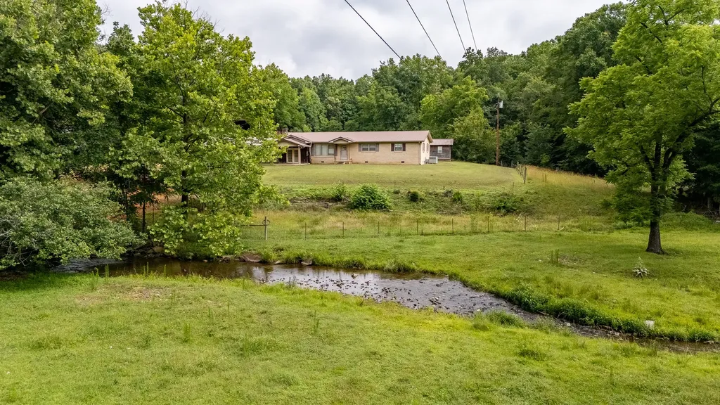 8315 Suckstem Branch Road Lawrenceburg TN 38464