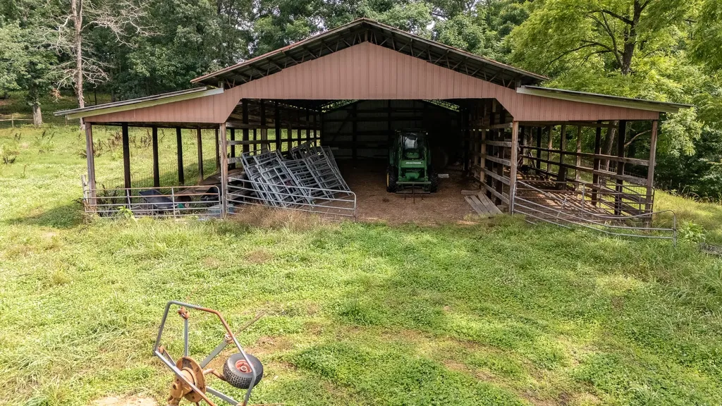 8315 Suckstem Branch Road Lawrenceburg TN 38464