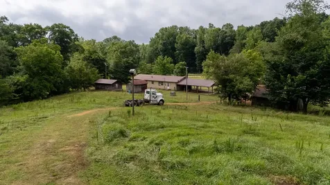 8315 Suckstem Branch Road Lawrenceburg TN 38464