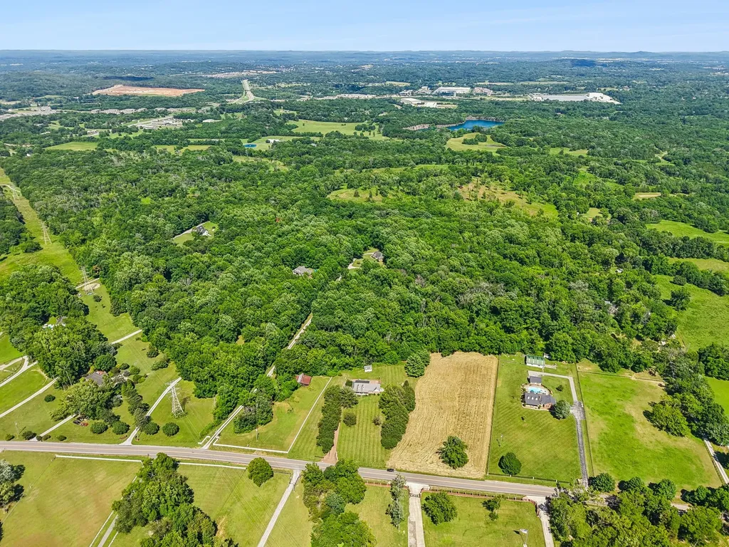 793A Bass Lane Mount Juliet TN 37122