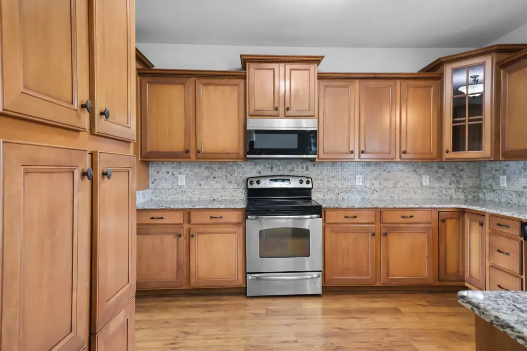 1093 Willow Circle Clarksville TN 37043