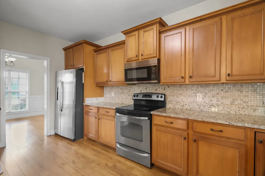1093 Willow Circle Clarksville TN 37043