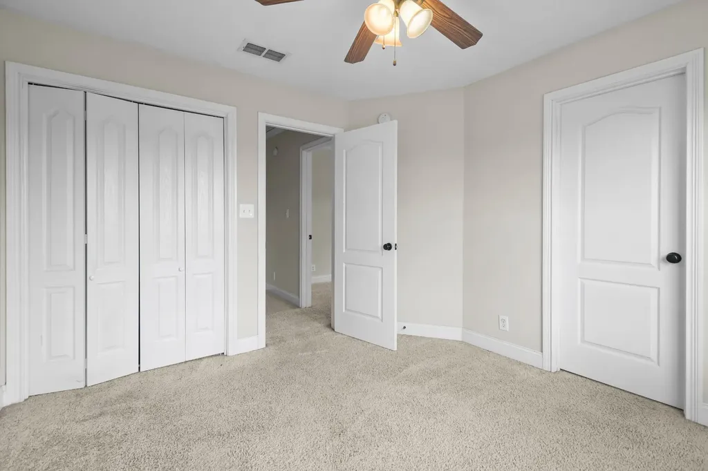 1093 Willow Circle Clarksville TN 37043