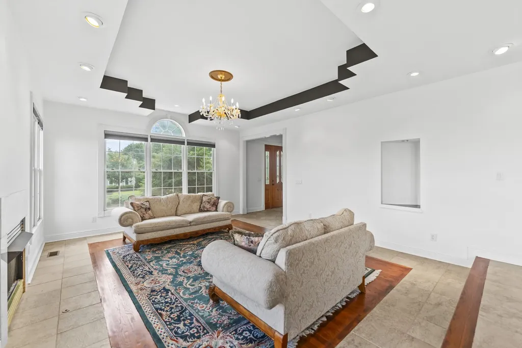 101 Governors Point Boulevard Hendersonville TN 37075