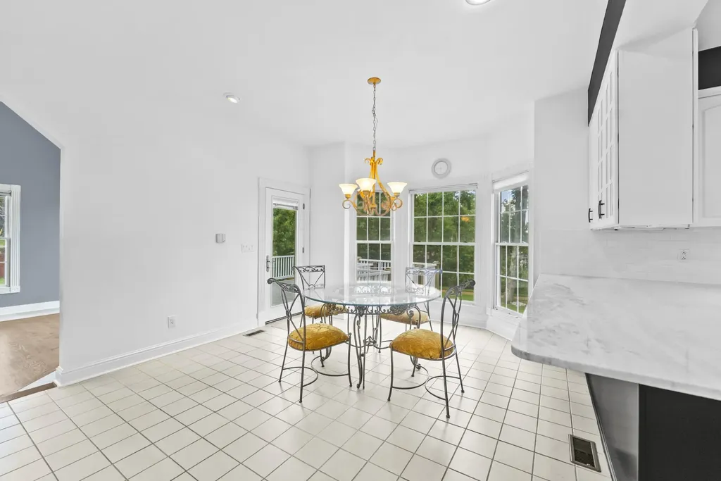 101 Governors Point Boulevard Hendersonville TN 37075