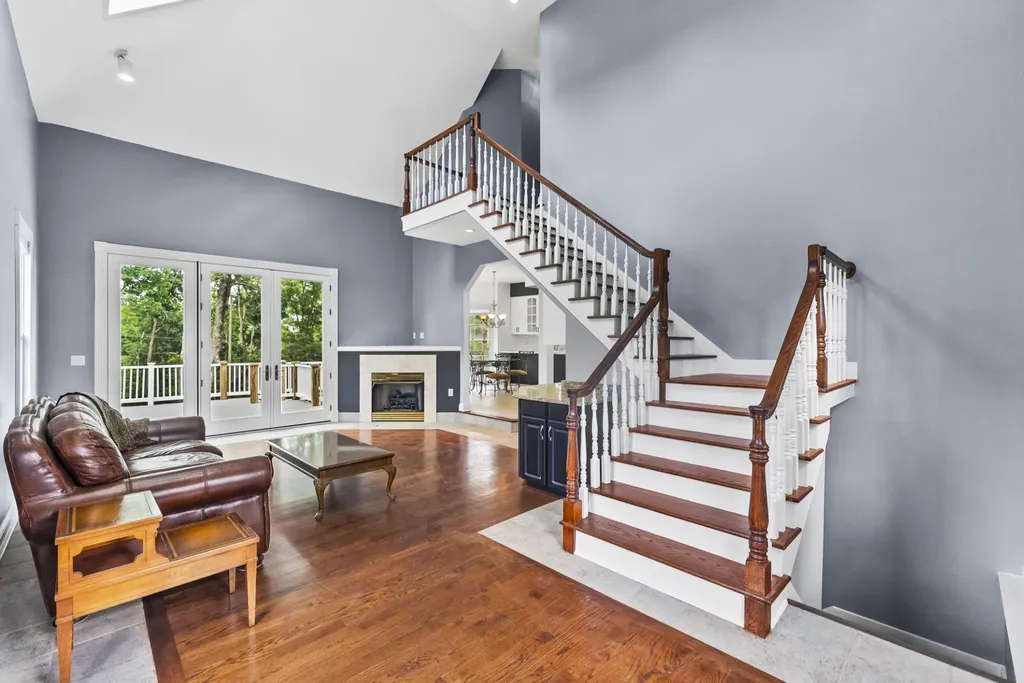 101 Governors Point Boulevard Hendersonville TN 37075