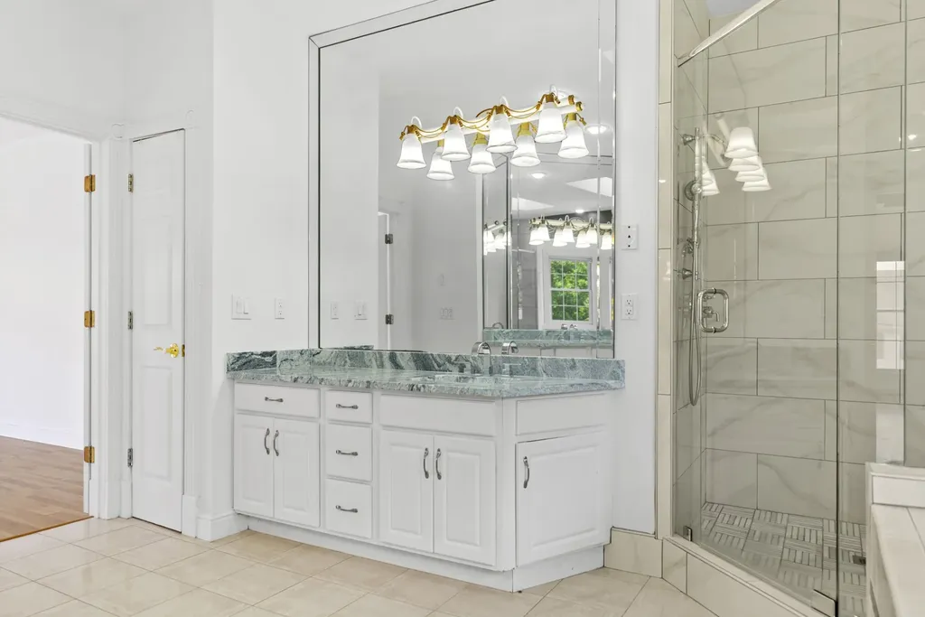 101 Governors Point Boulevard Hendersonville TN 37075