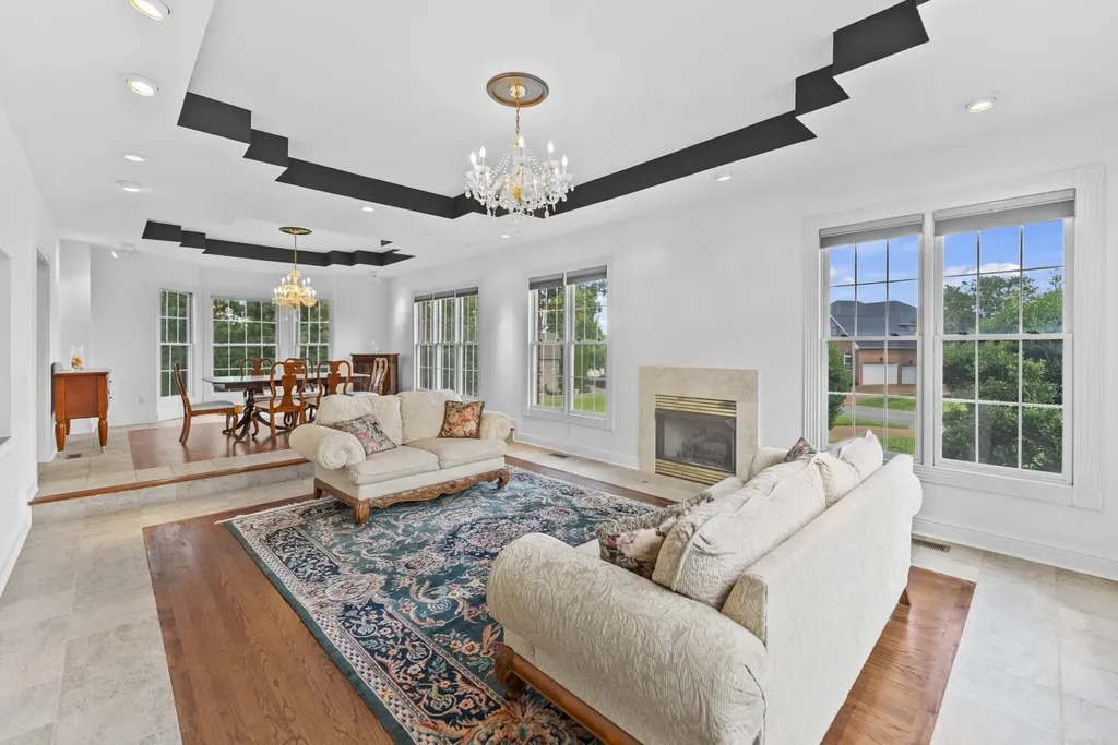101 Governors Point Boulevard Hendersonville TN 37075