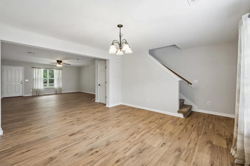 121 Cavalier Drive Hendersonville TN 37075