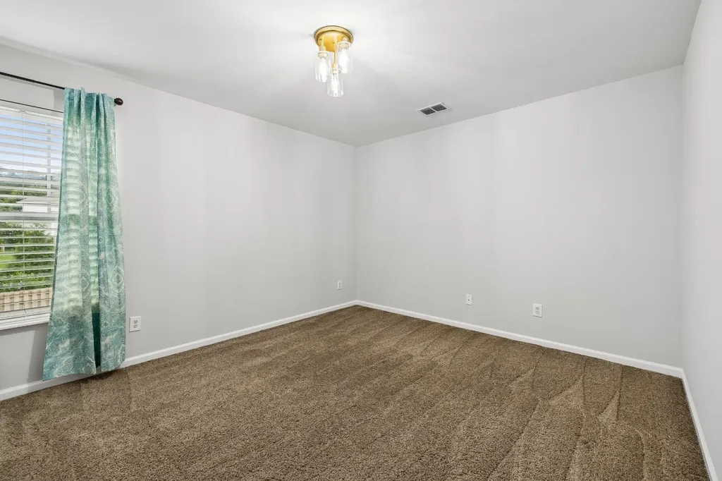 121 Cavalier Drive Hendersonville TN 37075