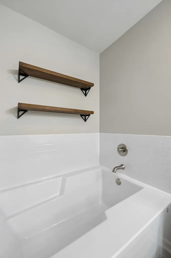 121 Cavalier Drive Hendersonville TN 37075