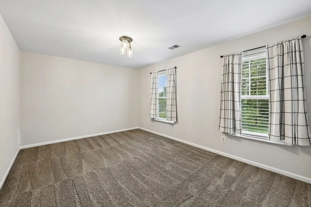 121 Cavalier Drive Hendersonville TN 37075