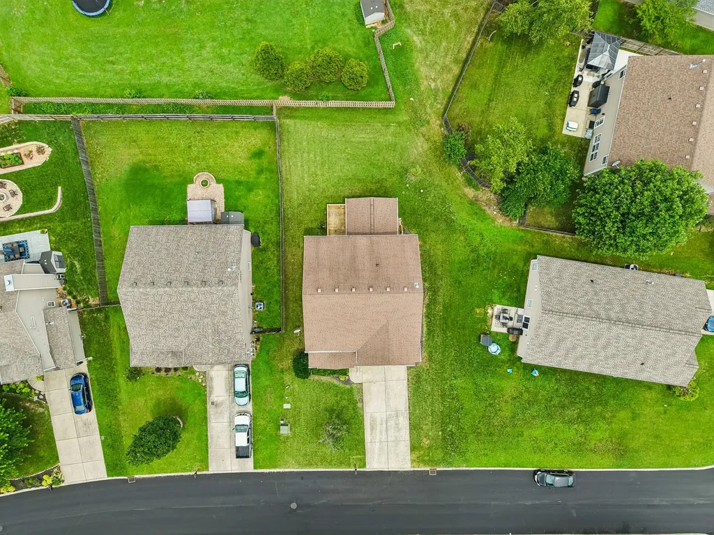 121 Cavalier Drive Hendersonville TN 37075