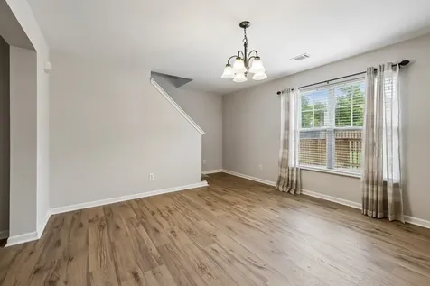 121 Cavalier Drive Hendersonville TN 37075