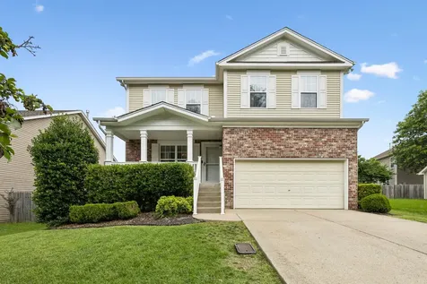 121 Cavalier Drive Hendersonville TN 37075