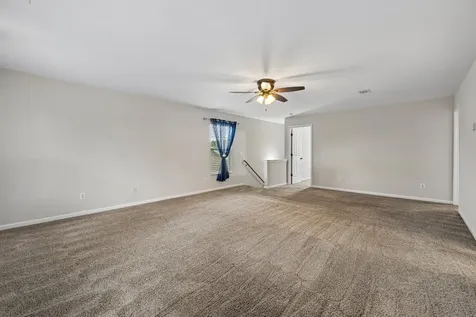 121 Cavalier Drive Hendersonville TN 37075