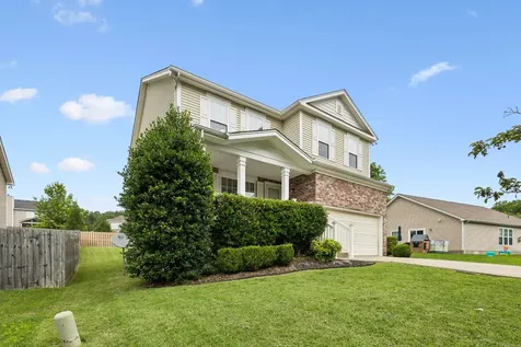 121 Cavalier Drive Hendersonville TN 37075