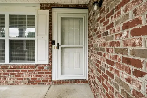 121 Cavalier Drive Hendersonville TN 37075