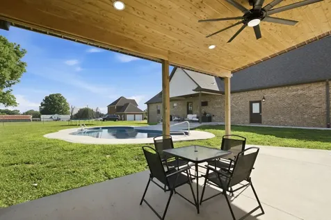 12 Mcfall Road Ethridge TN 38456