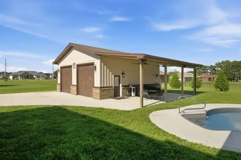 12 Mcfall Road Ethridge TN 38456