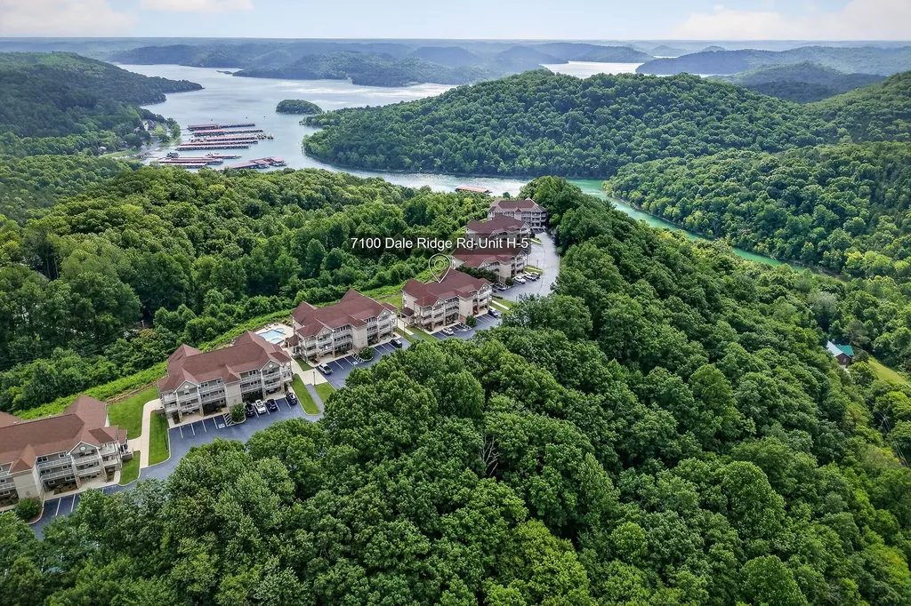 7100 Dale Ridge Road Lancaster TN 38569