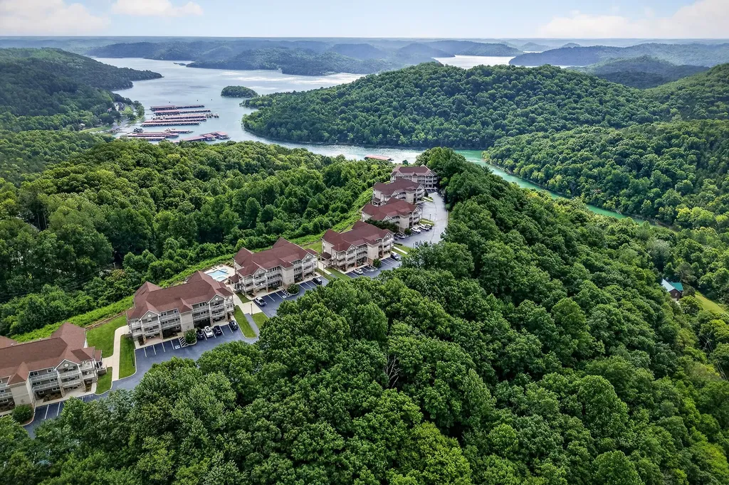 7100 Dale Ridge Road Lancaster TN 38569