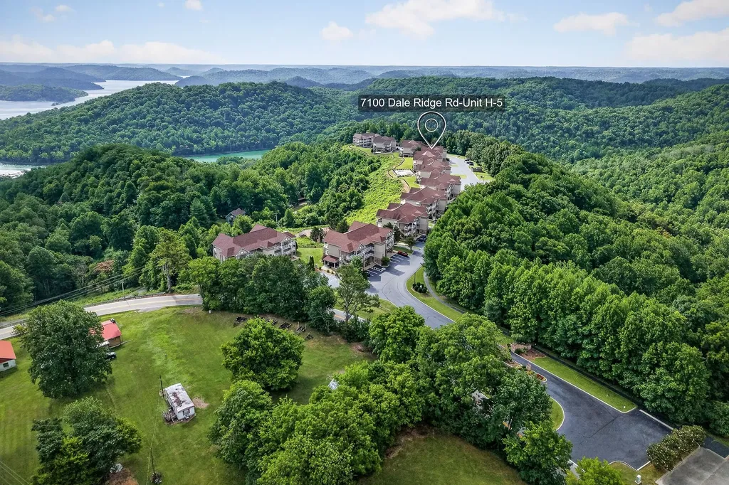 7100 Dale Ridge Road Lancaster TN 38569