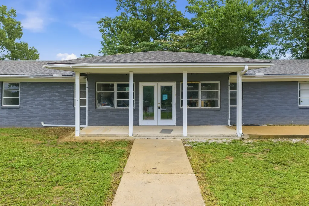 105 Kentucky Ave, S Parsons TN 38363
